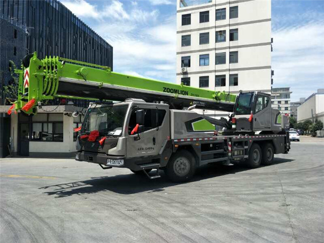 红安县随车吊师傅告诉你租赁随车吊车如何区分吨位