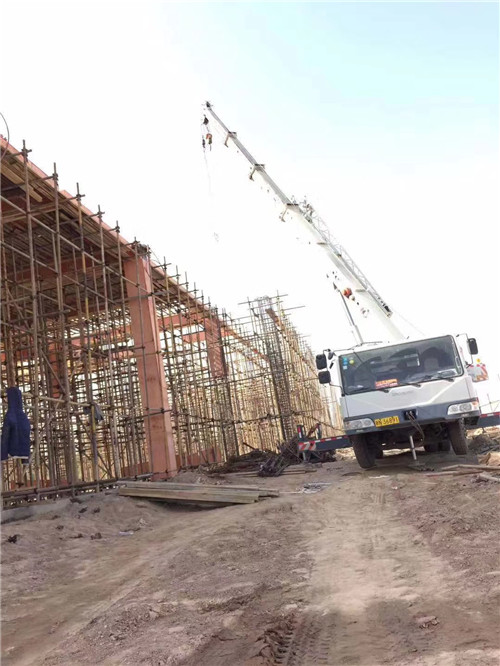 红安县25 吨、50 吨吊车怎么选？多大重量 / 半径适合对应车型？